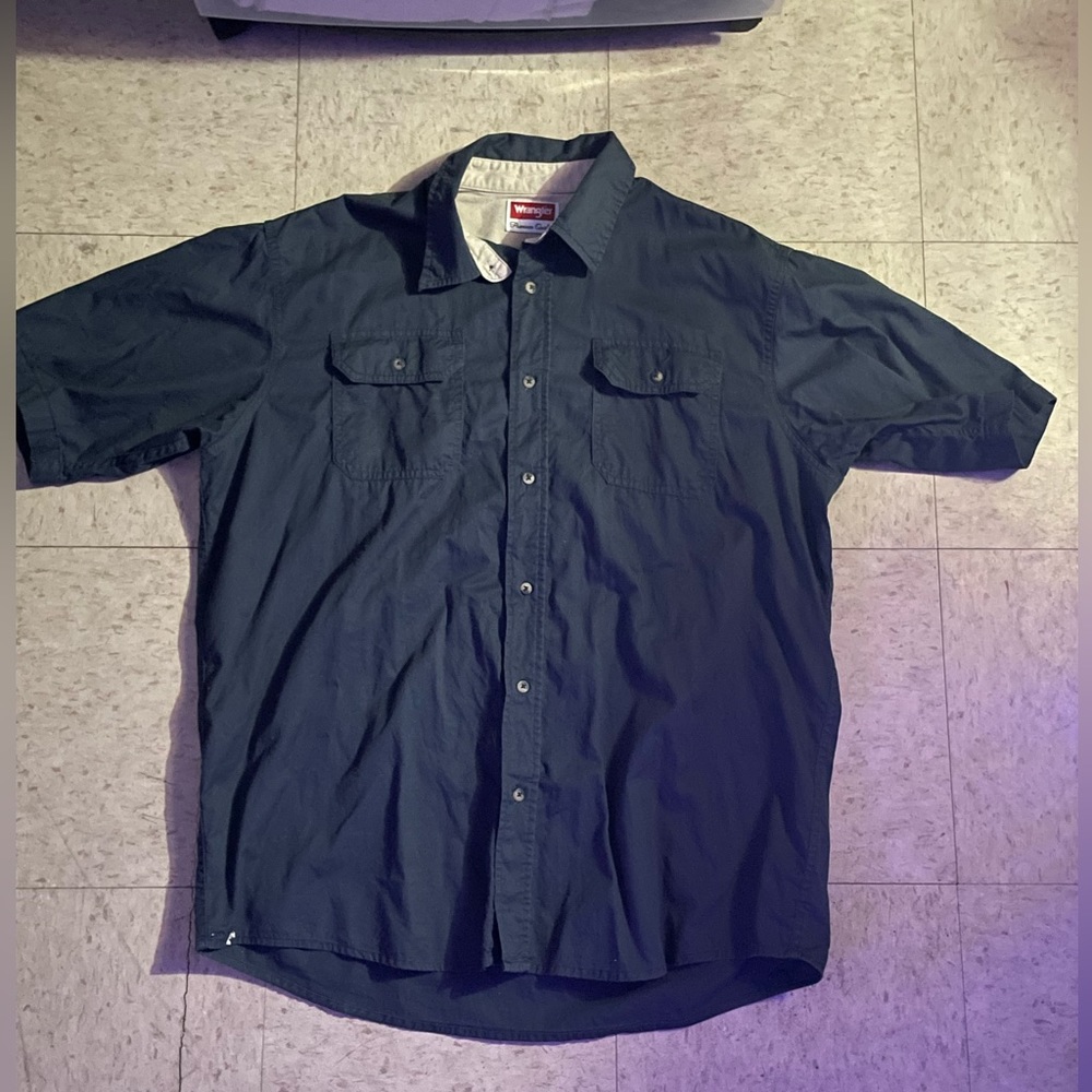 Wrangler button down shirt